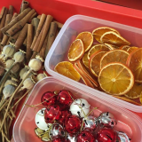 Wreath making with Wine