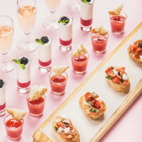 Show Stopping Cocktails & Canapes