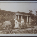 Show and tell with Sandra Laurence plus Garden admission
