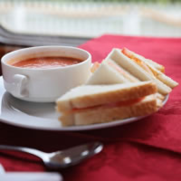 Light Lunch 2025