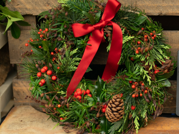 Christmas wreath making 2025