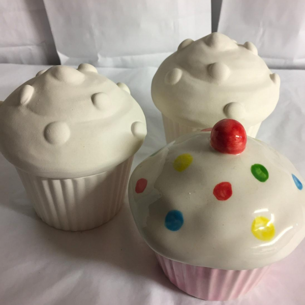 Children's Cupcake Ceramic Trinket Box Decorating