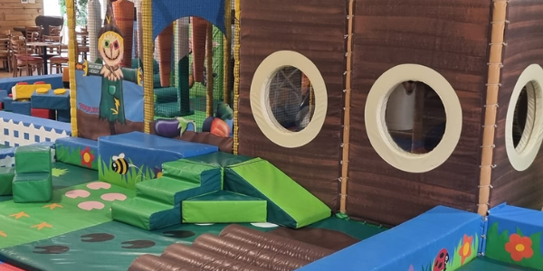 Ed & Molly's Playbarn