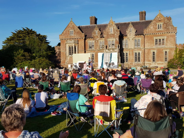 Chapterhouse Theatre presents Pride and Prejudice