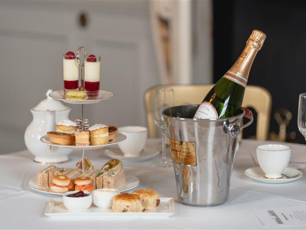 Film Tour : Wigs, Weddings, Powder and Palaces with 100 Years of Film Afternoon Tea