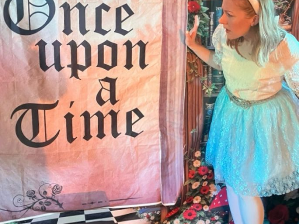 Wonderland - A Pitch Up Theatre Production