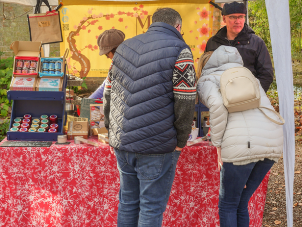Vintage Home and Garden Market