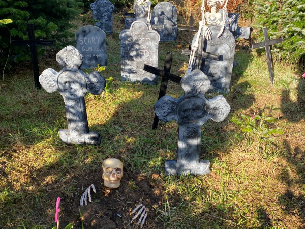 Spooky Family Pumpkin Hunt