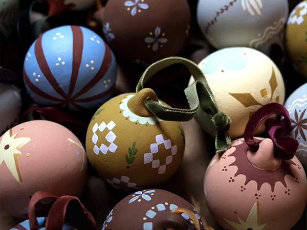 Festive Bauble Painting