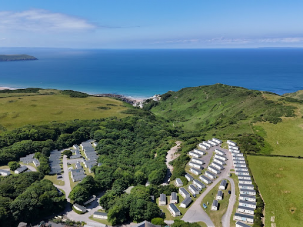 Twitchen House Guests