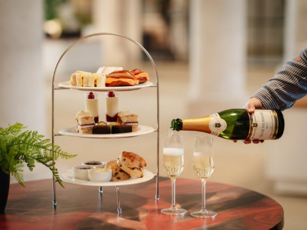 Film tour: Spies, Sleuths and Superhero’s with Afternoon Tea