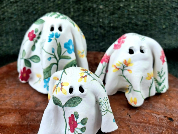 Air Dry Clay Floral Ghosts at Yarnton 23rd October