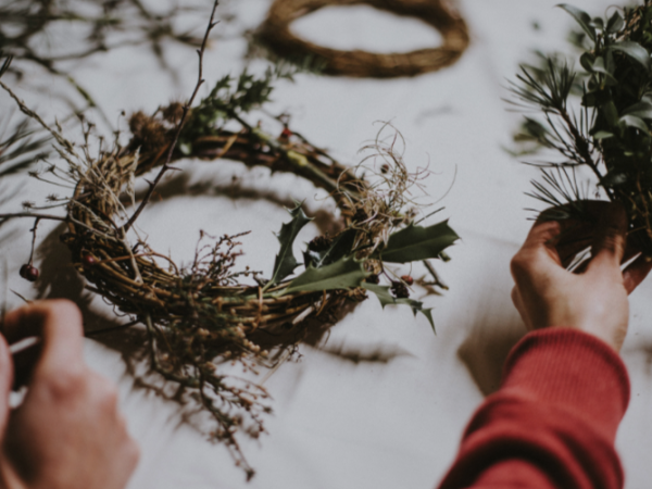 Christmas Willow Wreath Making at Leaf