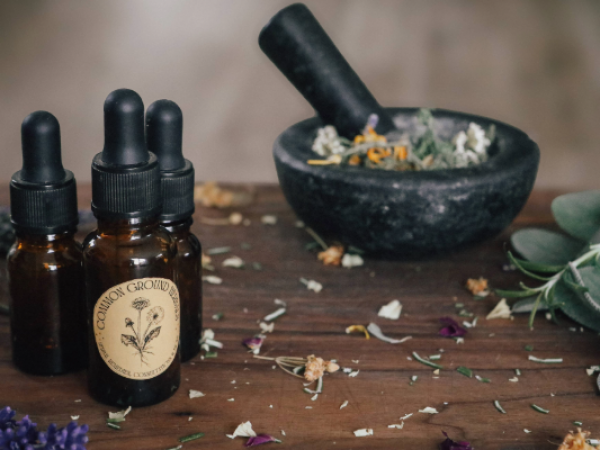 Supporting Menopause Naturally- A tea blending workshop with Sarah Farrow BSc (Hons) Medical Herbalist