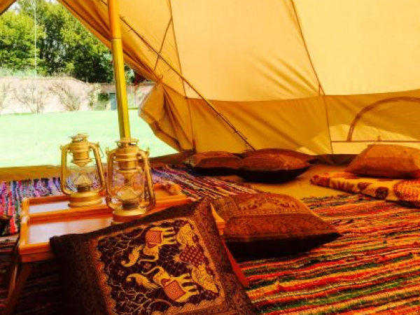 2 night - En-suite Toilet/Shower Furnished Bell Tent - SEPT