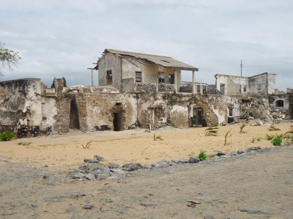 Fort Prinzenstein and Elmina Castle: architecture, memory & the transatlantic trade