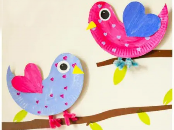 Paper Plate Love Birds