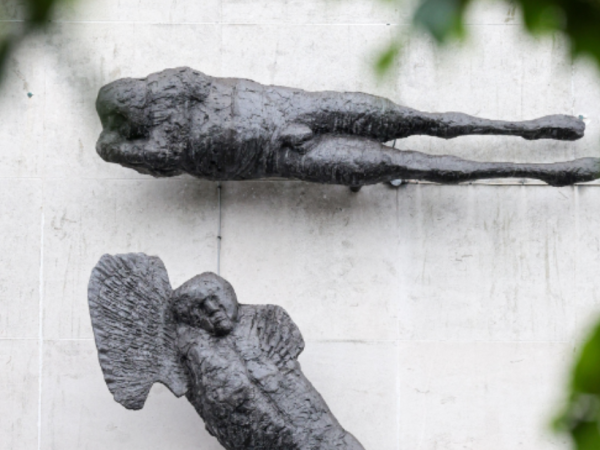 'Flying Figures' Curator Talk