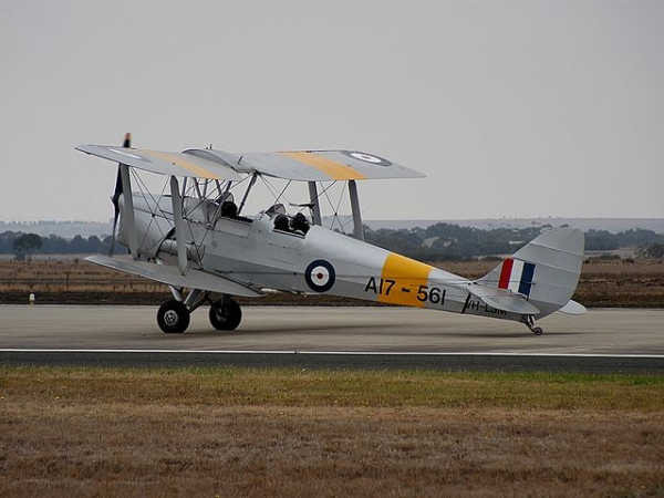 Airfix Model Club (De Havilland Tiger Moth)