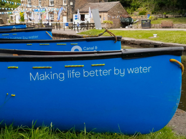 Standedge Canoe taster session