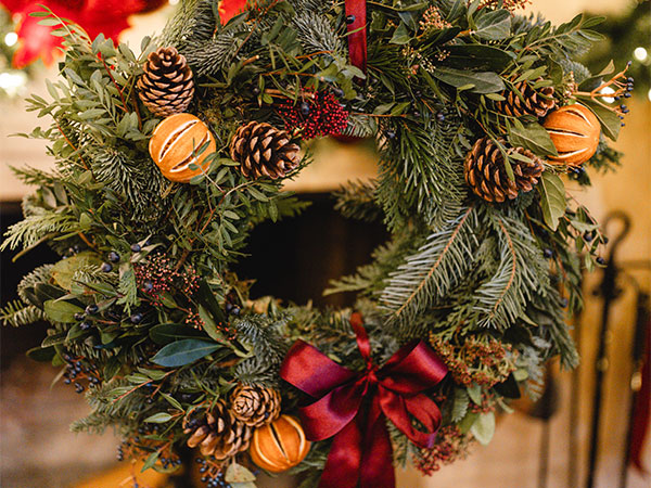 Christmas Wreath Making with Jo at Scentiments 2025