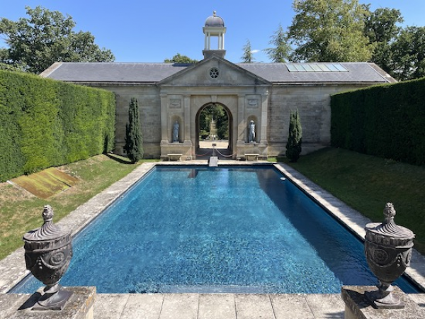 Swimming Pools in the Garden: A Symposium at Buscot Park