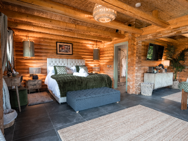 Lynx Lodge