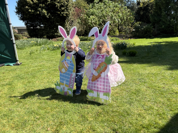 EASTER BUNNY FLIES IN 2026