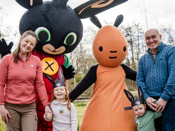 Relaxed Bing and Flop meet and greet