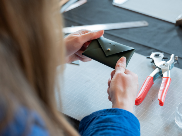 Leather Mini Envelope and Keyring Workshop