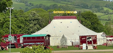 2025 Giffords Circus Tickets - Sudeley Castle, Winchcombe 9th - 19th May