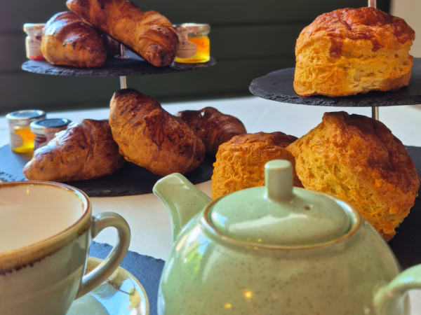Bloom & Brew: Autumn Garden Morning