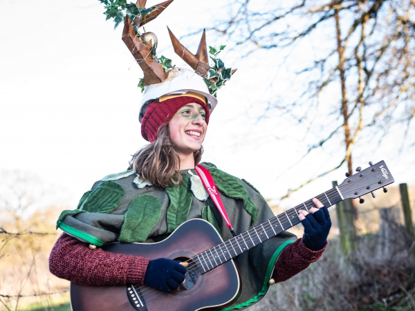 FREE Christmas Caroloke at Scaplen's Court