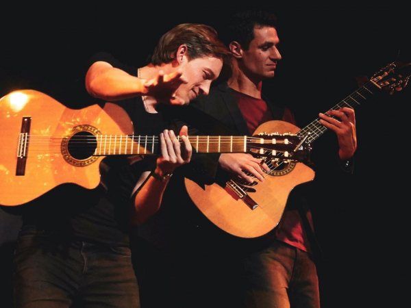 LIVE MUSIC - Flamenco Fusion Band Duo Destino