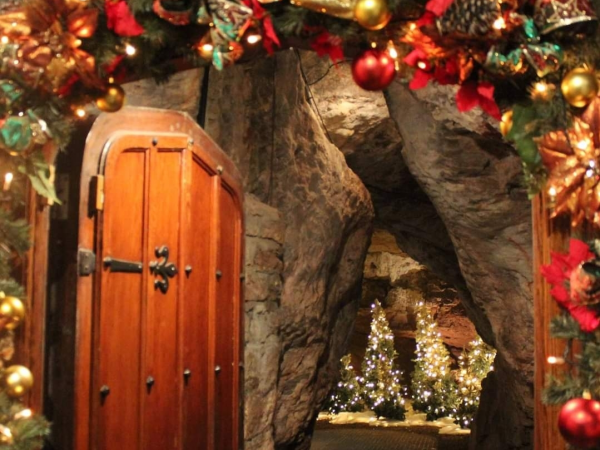 Carols in the Cave