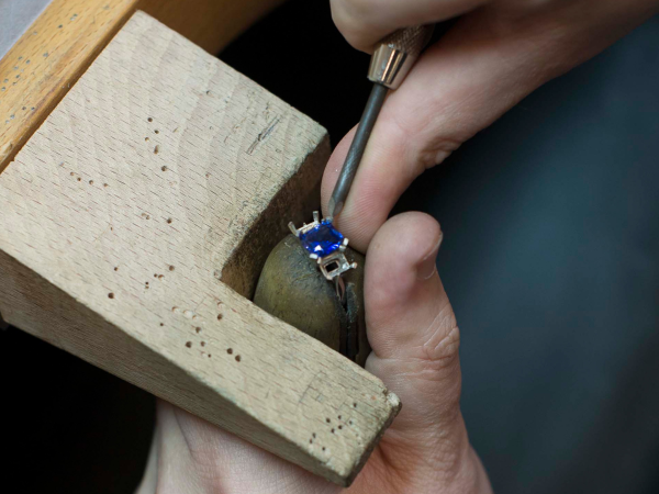 Claw and Rub-Over Setting with Niall Paisley, Mon 1 – Tue 2 March 2027, 9.30am–4.30pm (8 places), £409, The Goldsmiths’ Centre