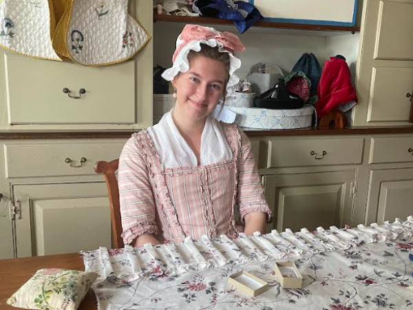 The fashions of a Georgian Lady