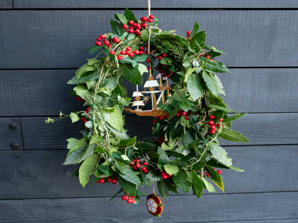 6th December: Deck the Hulls at the Mary Rose Museum with our Garland or Wreath making Workshop