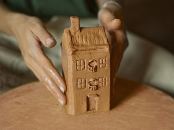 House of Fun | Clay Planter