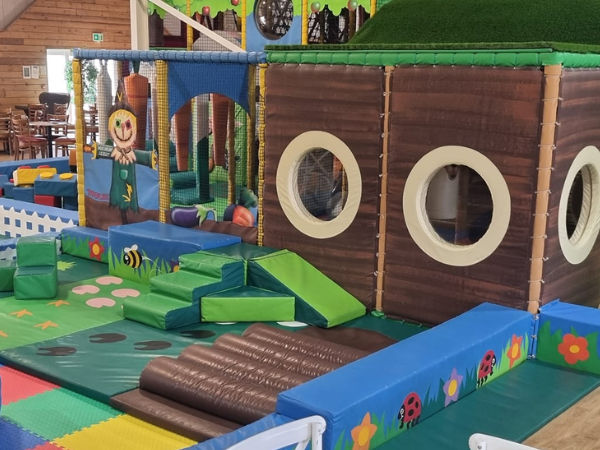 Ed & Molly's Playbarn