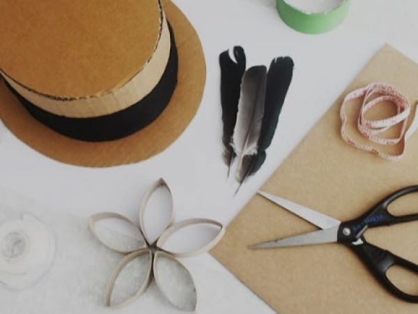 Workshop: Fantastical 3D Paper Hats @ Peebles Library