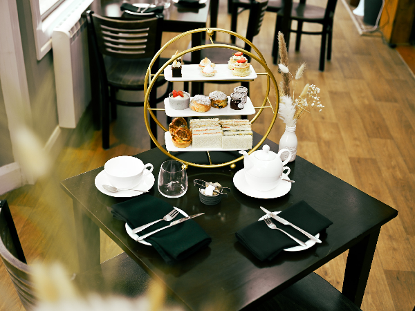 Paul Hollywood Afternoon Tea at The Big Cat Sanctuary