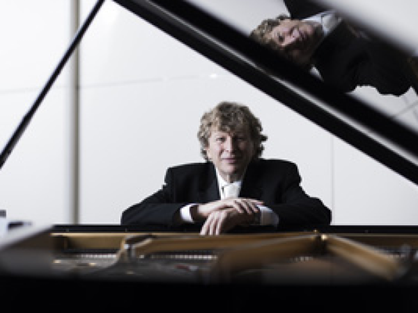 Piers Lane, piano, 18 March 2027