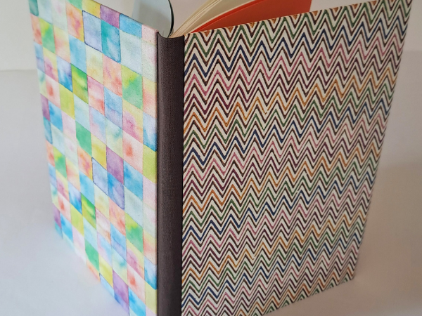 HCF Disappearing Spine Book