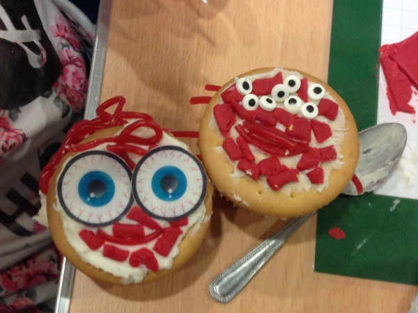 Creepy Corinium Cupcakes