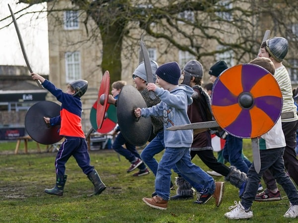 JVF26 - Kids Barbaric Battles