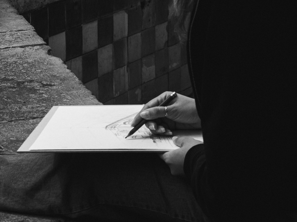 Heritage Week Workshops: Charcoal Sketching Evening