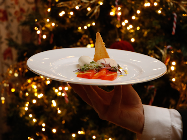 Deluxe Festive Feast