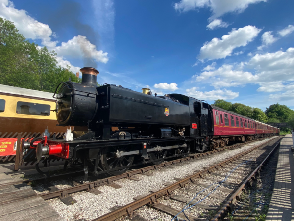 Steam Train Travel with Breakfast (Derbyshire)