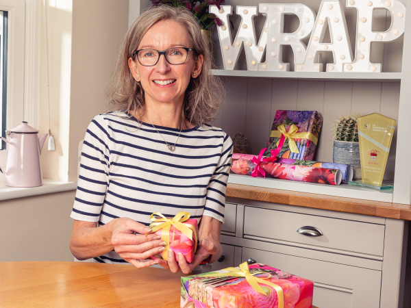 Signature Gift Wrapping Made Easy™ Class 2026